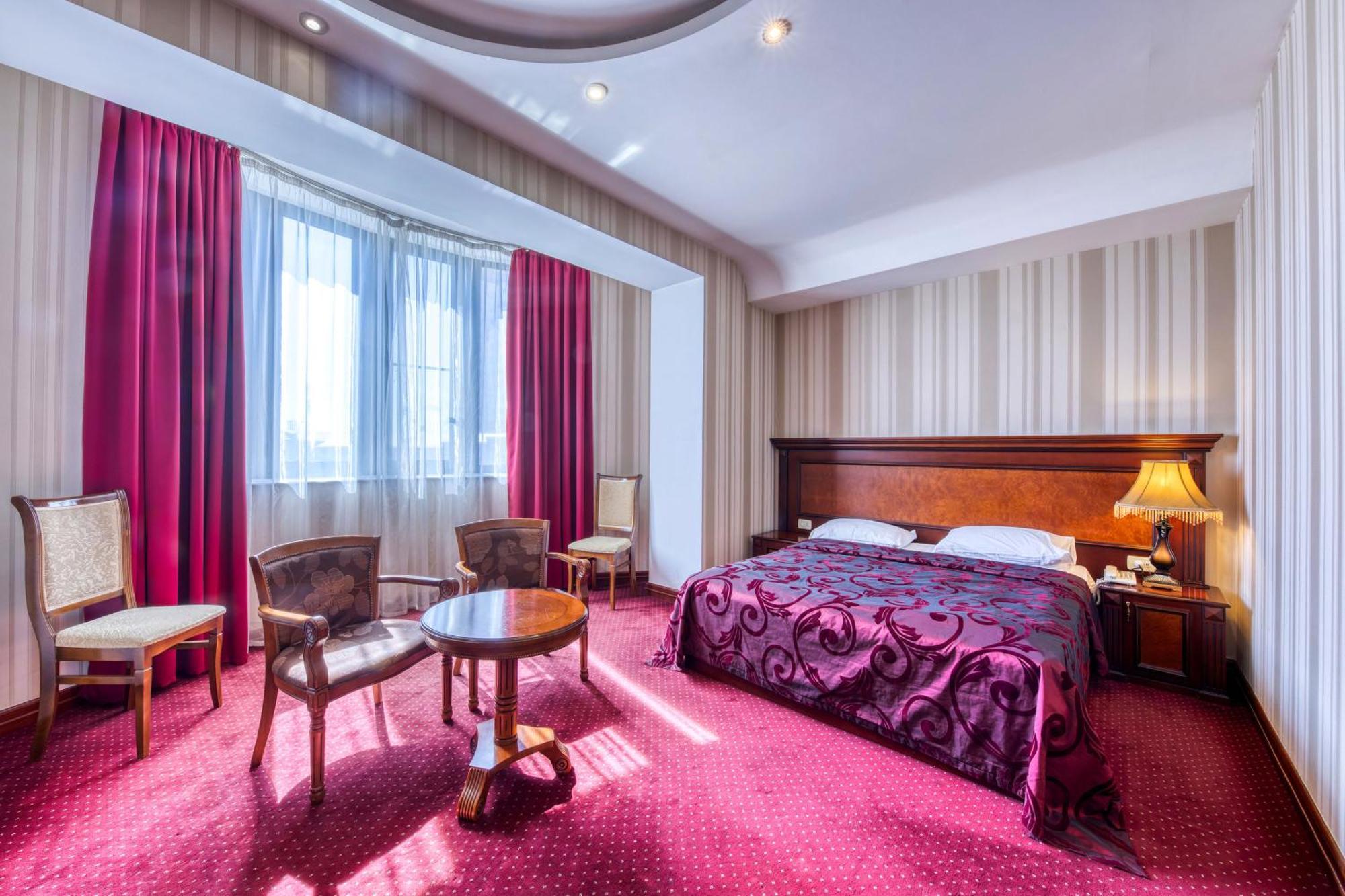 Spa Hotel Grace Forum Yerevan Ruang foto