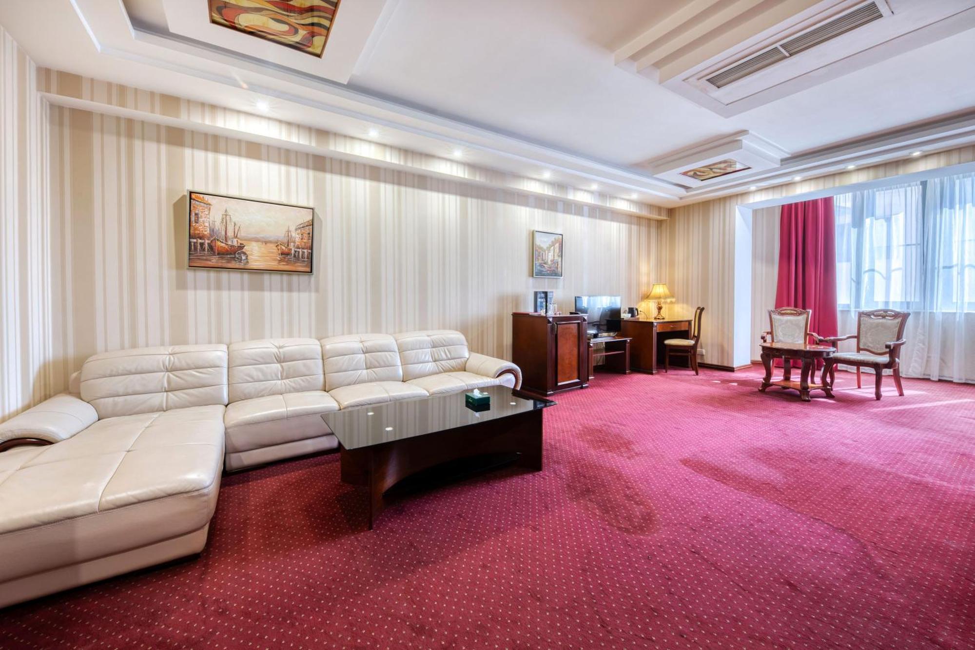 Spa Hotel Grace Forum Yerevan Ruang foto