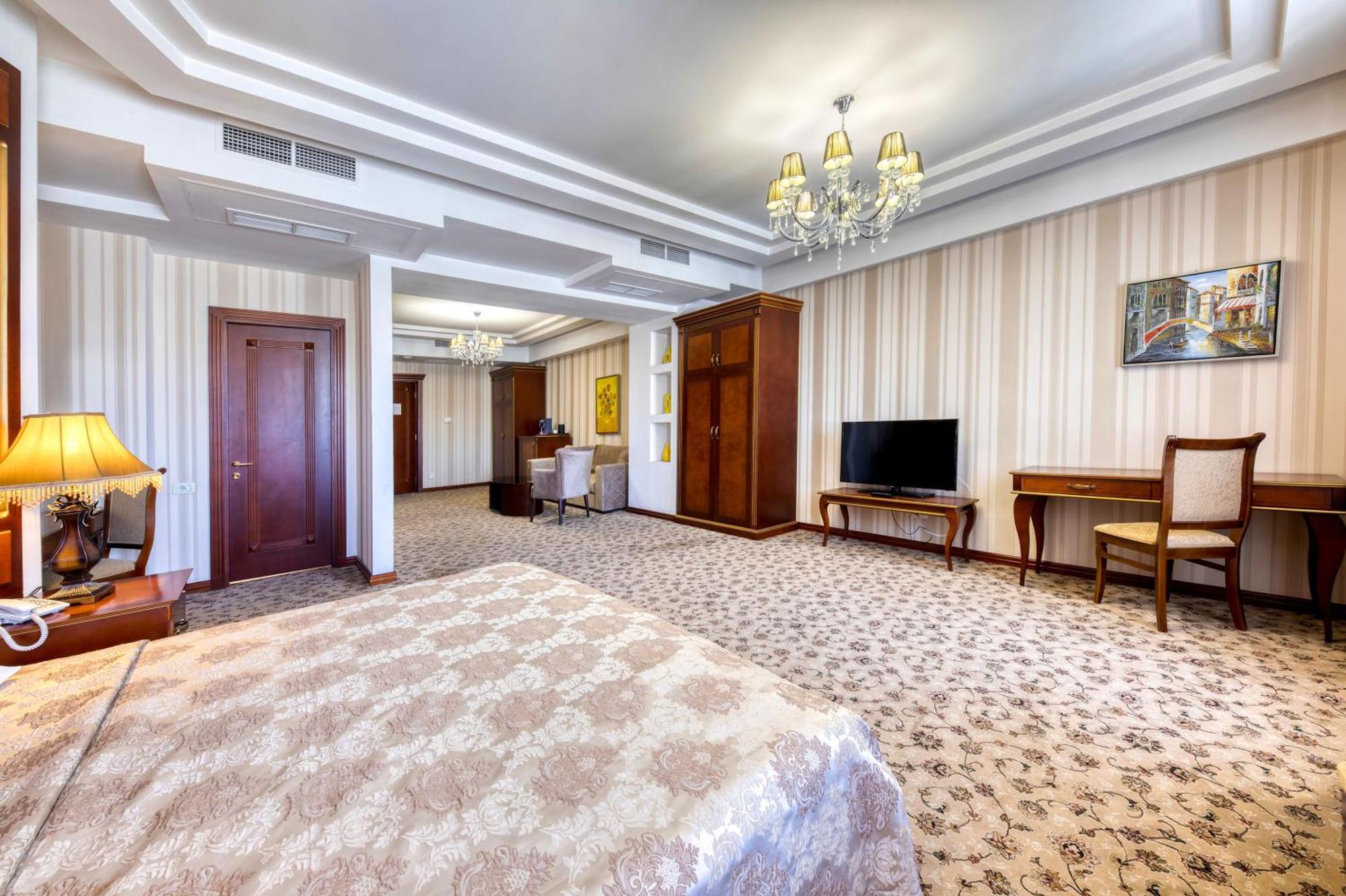Spa Hotel Grace Forum Yerevan Ruang foto