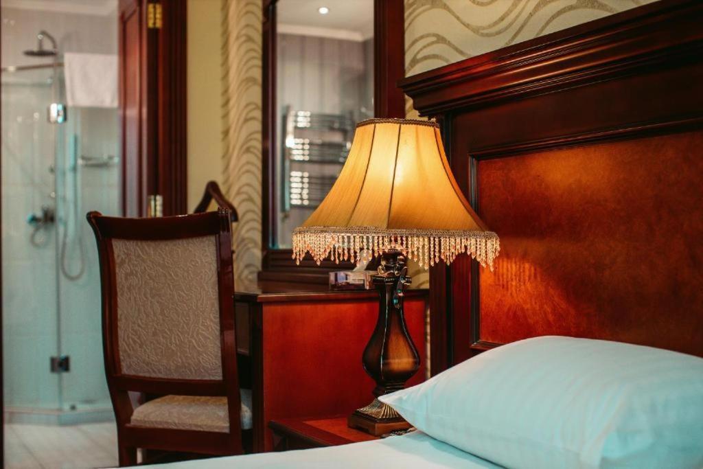 Spa Hotel Grace Forum Yerevan Bagian luar foto