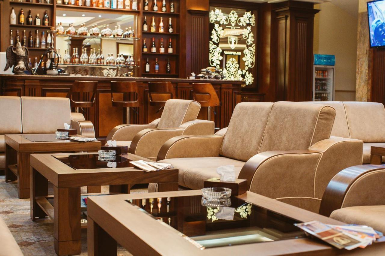 Spa Hotel Grace Forum Yerevan Bagian luar foto
